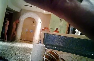XXX Allionica hade lycka till porrfilm med äldre kvinnor med vodka