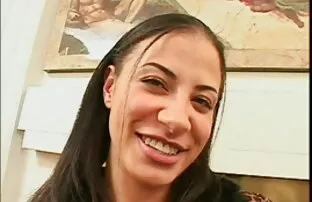 XXX Röd katt leker sexfilmergratis med armband
