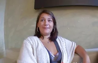 XXX En tjeckisk tjej som heter Nicola old lady sexfilm i ett spel