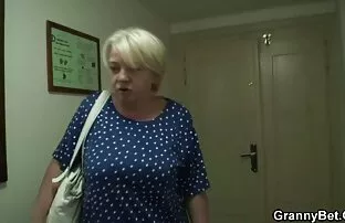 XXX Stor skruv hemmagjorda sexfilmer säte