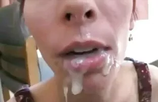 XXX Med ett vackert porno sex film gratis leende